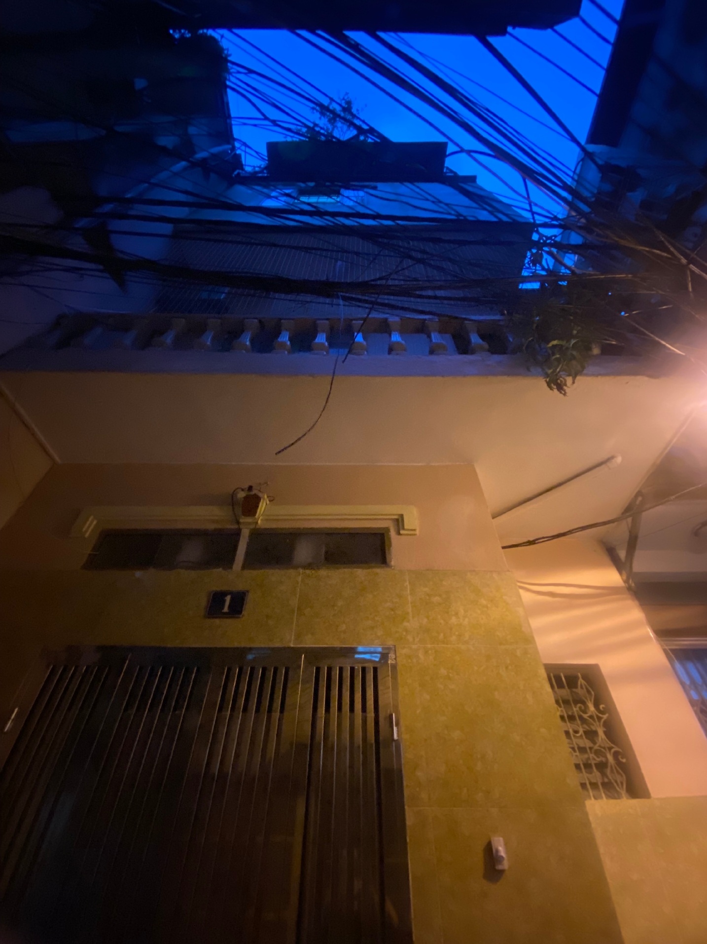 Chỉ 145 triệu/m có ngay nhà Đội Cấn 26m 4 tầng gần đường giá 3.8 tỷ Chỉ 145 triệu/m có ngay nhà Đội Cấn 26m 4 tầng gần đường giá 3.8 tỷ