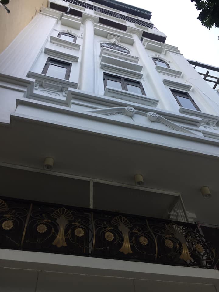 Cho Thuê Nhà Mặt Hồ 3 Tầng Tại Trần Điền diện tích 130m thang máy KD tốt